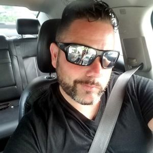 Meet your Posher, Casey